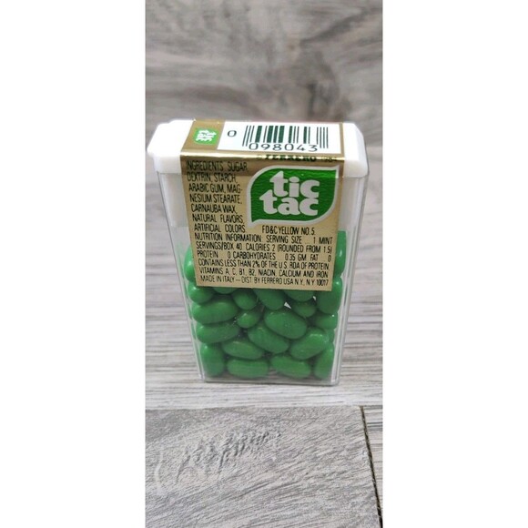 Vintage 1984 Tic Tac Wintergreen ½ oz Factory Sealed Clamshell – New - Picture 3 of 8
